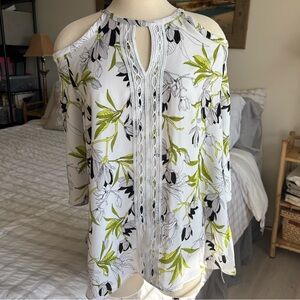 XL - Alfani Floral Cold Shoulder Blouse - White, Green, and Black